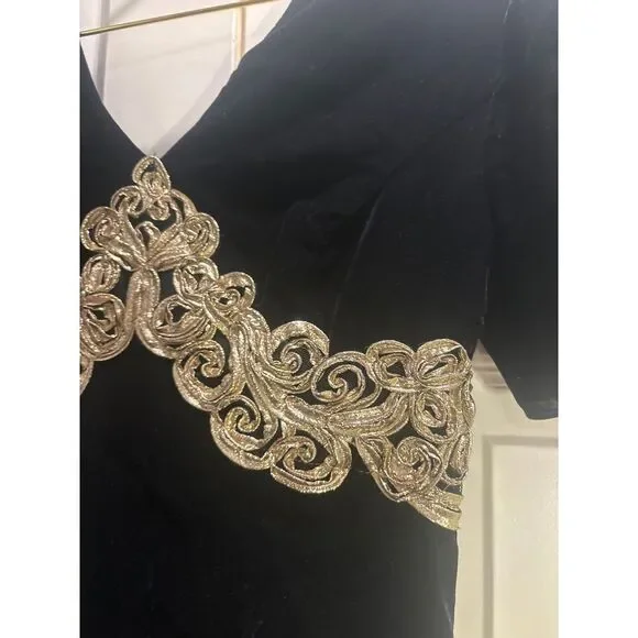 Vintage Scott McClintock Black‎ Velvet and Gold Detail Lace Dress - Picture 4 of 14